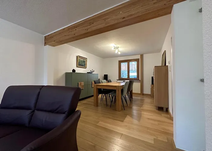 Ginkgo Biloba بيت للعطل