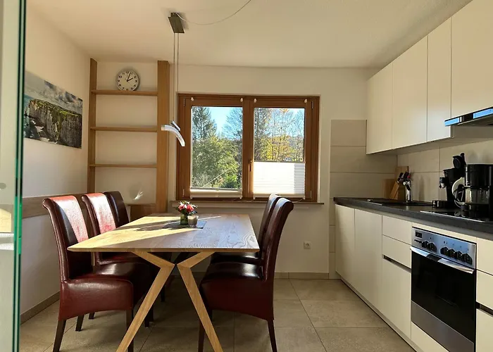 بيت للعطل Ginkgo Biloba *